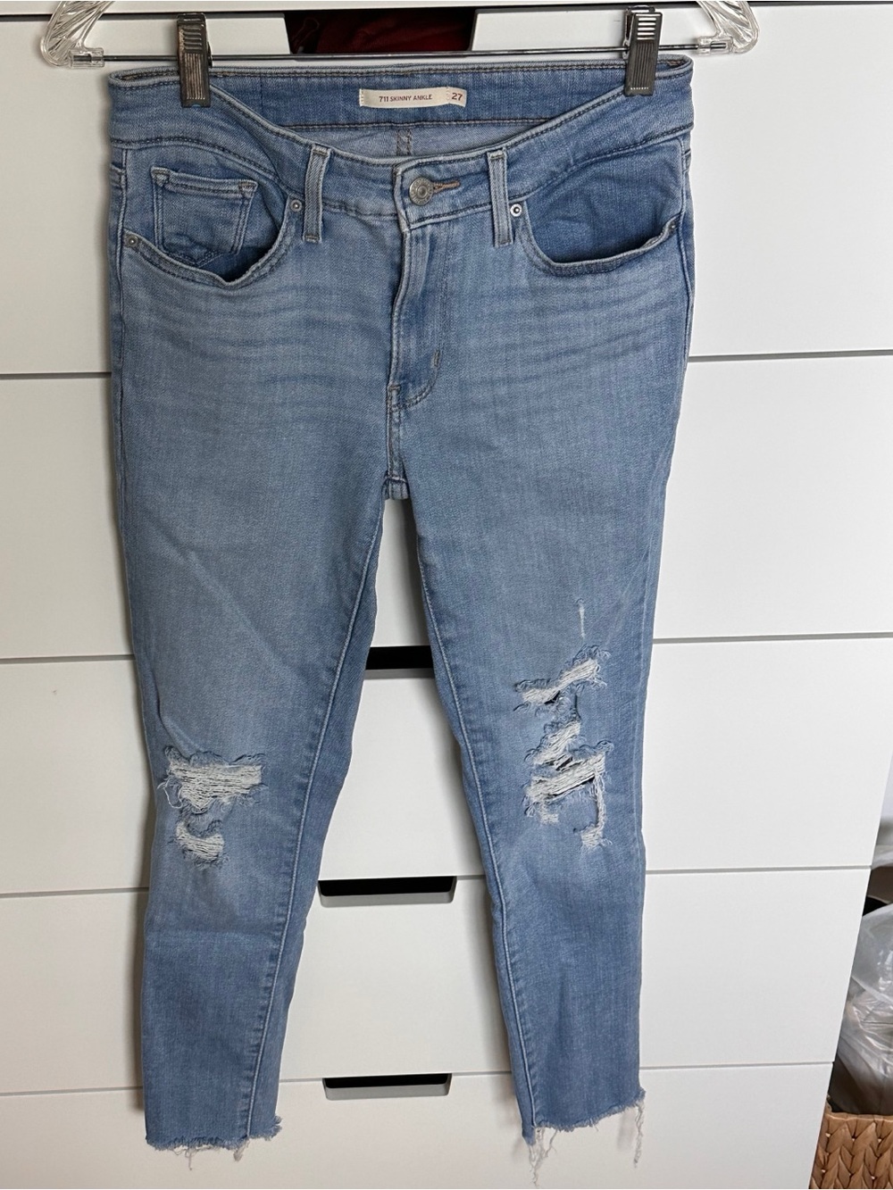Women's Levi’s  Distressed Skinny Jeans Size 4